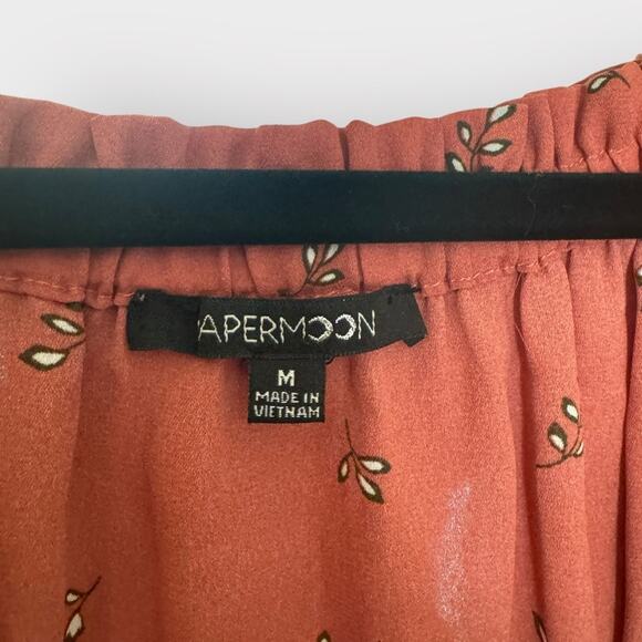 Papermoon off shoulder smocked blouse - Picture 3 of 5